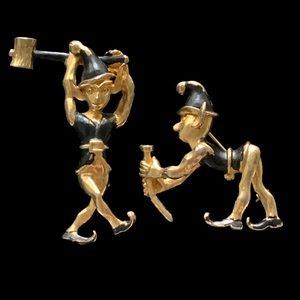 Marvella elf  at work Christmas brooch pin set